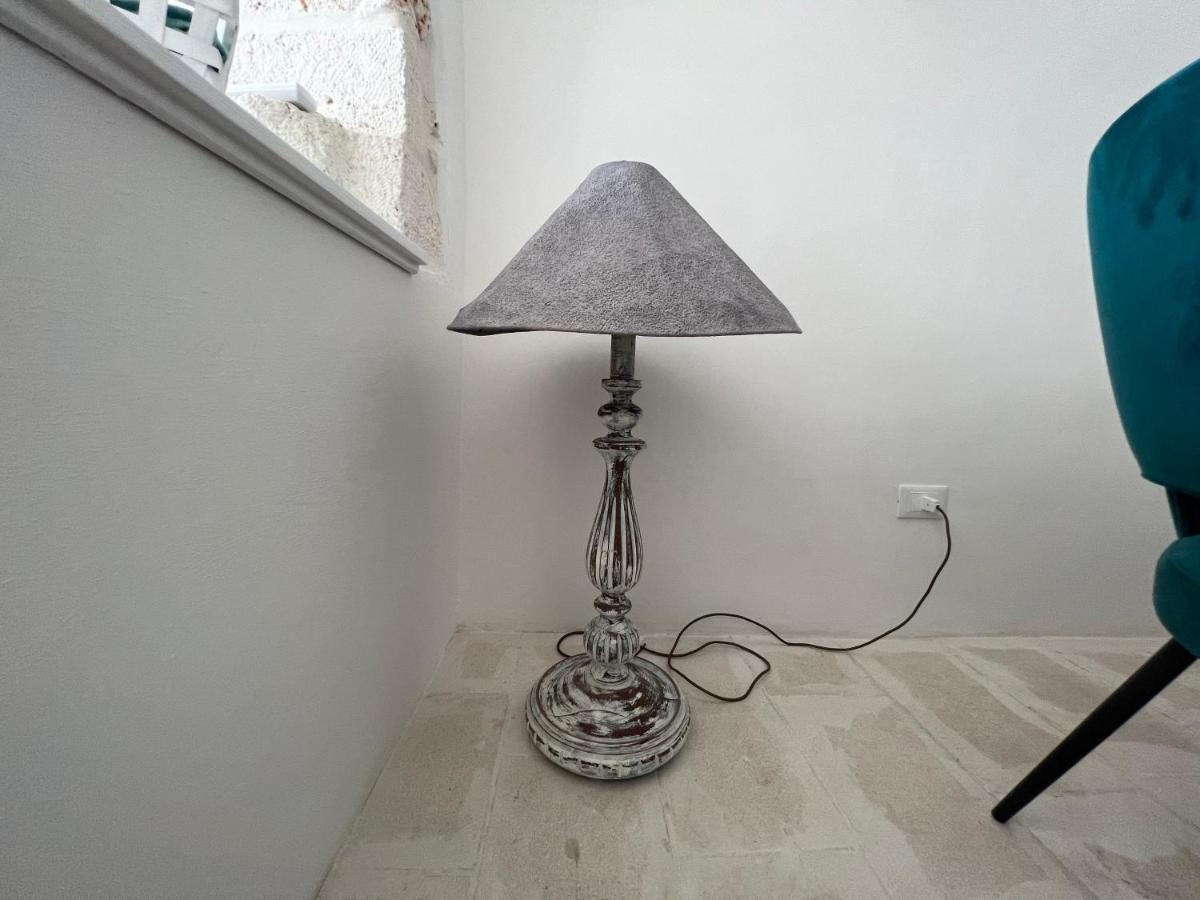 Zinzu - By Tripostuni Ostuni